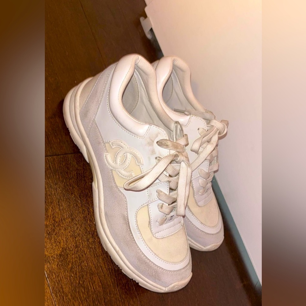 Chanel Wmns CC Logo Sneaker 'White' Authentic